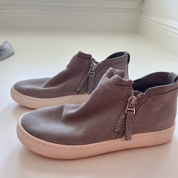 Dolce Vita hightop sneakers - Picture 3 of 5